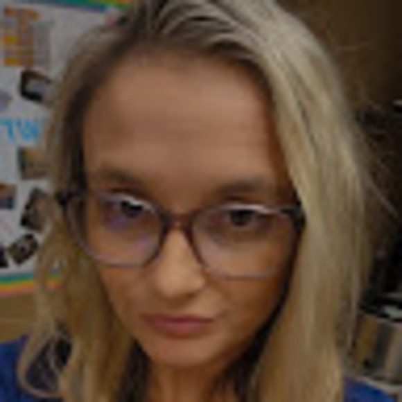 lindsaynichols3
